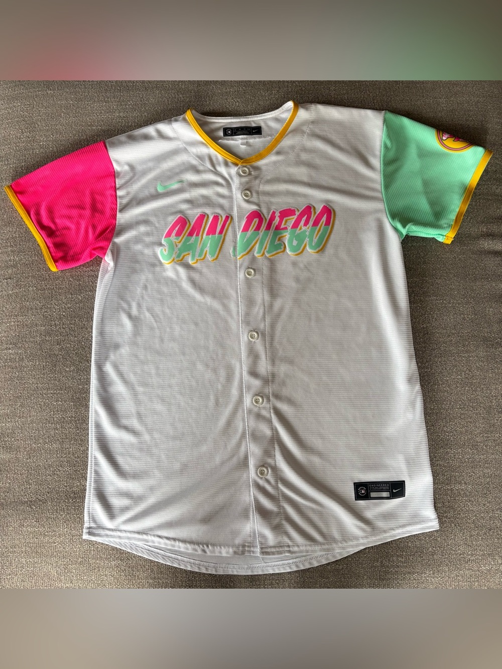 MANNY MACHADO San Diego Padres Discontinued Colors Neon Nike Baseball Jersey L